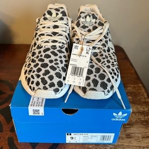 Women’s Leopard Print 9 1/2 Swift Run 22 Shoe